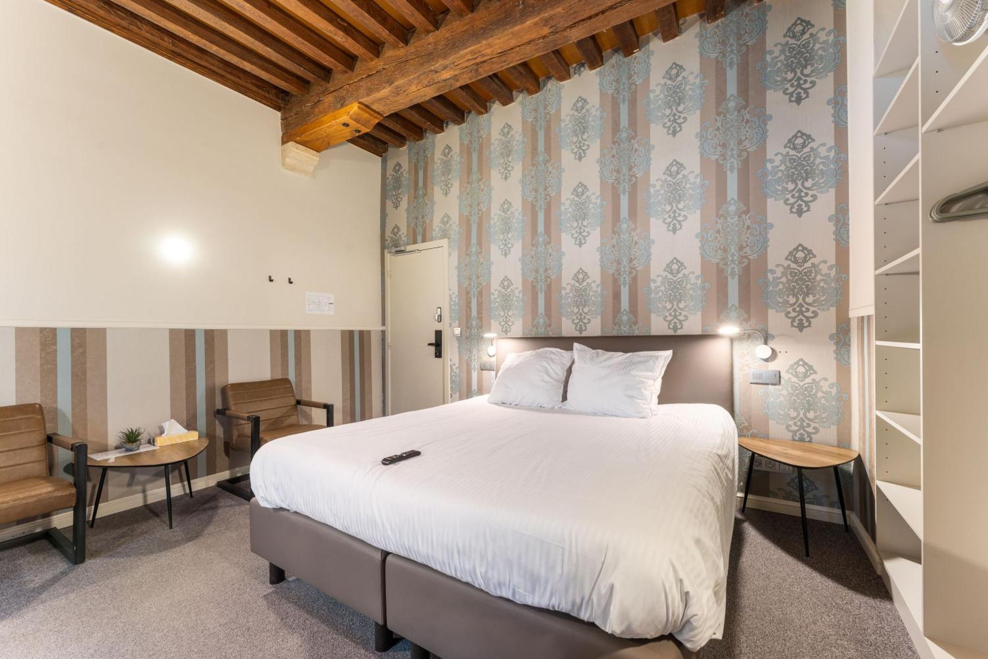 Hotel Karel De Stoute بروج المظهر الخارجي الصورة