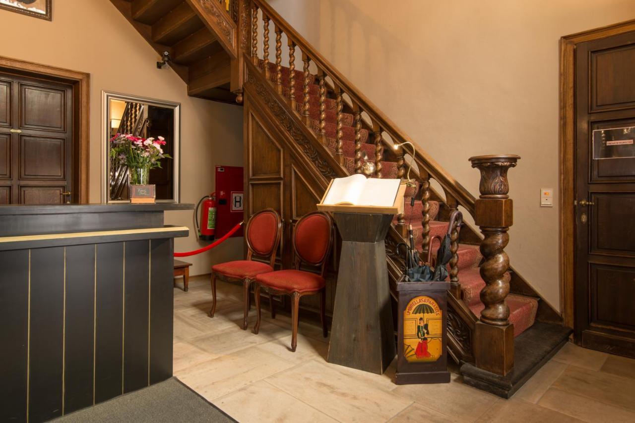 Hotel Karel De Stoute بروج المظهر الخارجي الصورة