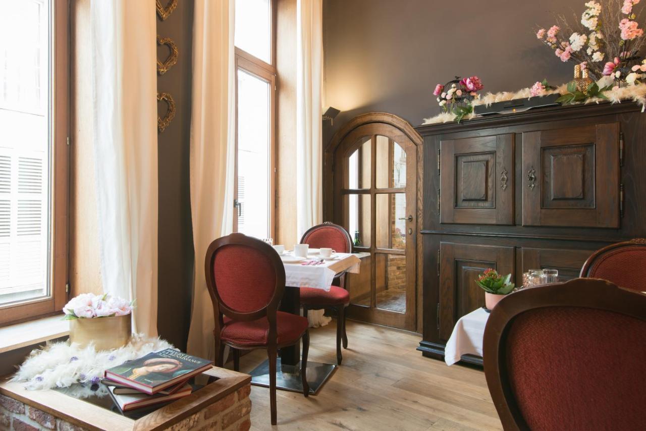 Hotel Karel De Stoute بروج المظهر الخارجي الصورة