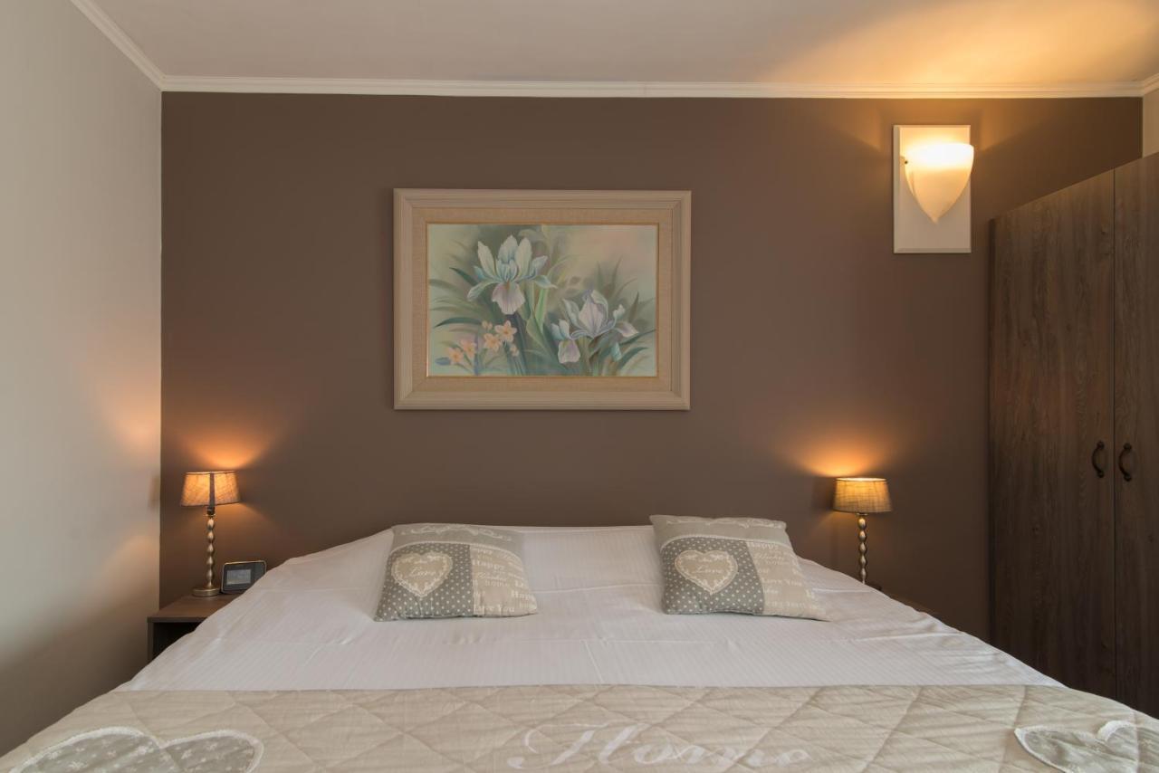 Hotel Karel De Stoute بروج المظهر الخارجي الصورة